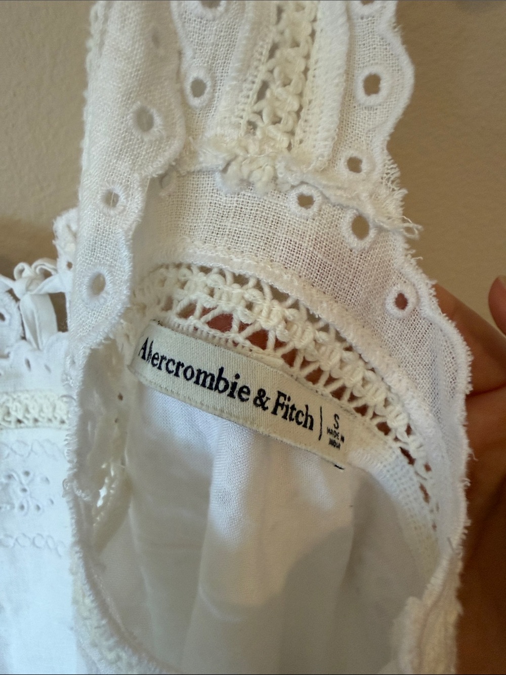 Abercrombie & Fitch White Eyelet Crochet-Trim Tank - Picture 2 of 5